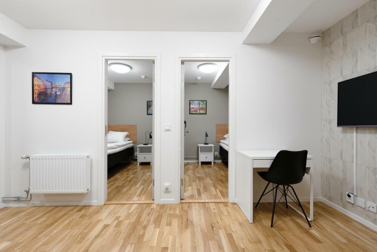 Chefens Hotell Södertälje Buitenkant foto